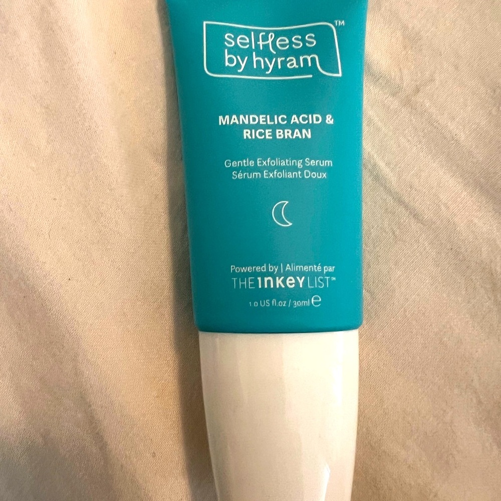 NIB Selfless by Hyram Mandelic Acid & Rice Bran Gentle Exfoliating Serum.